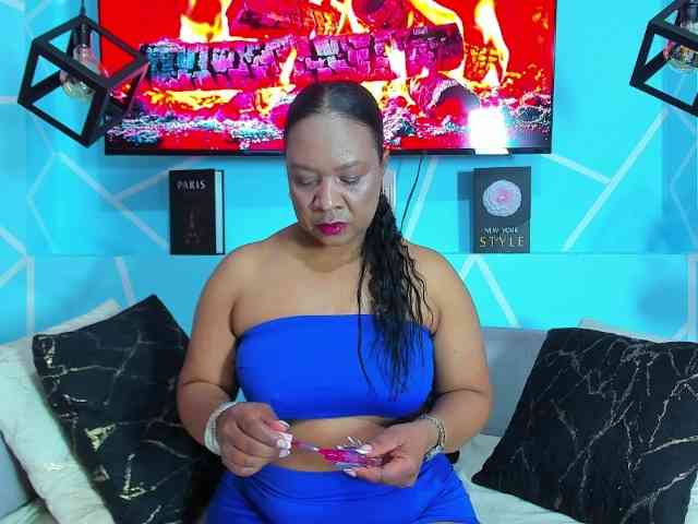 SharonNoa webcam