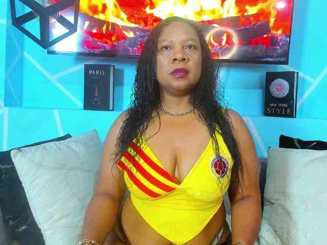 SharonNoa webcam