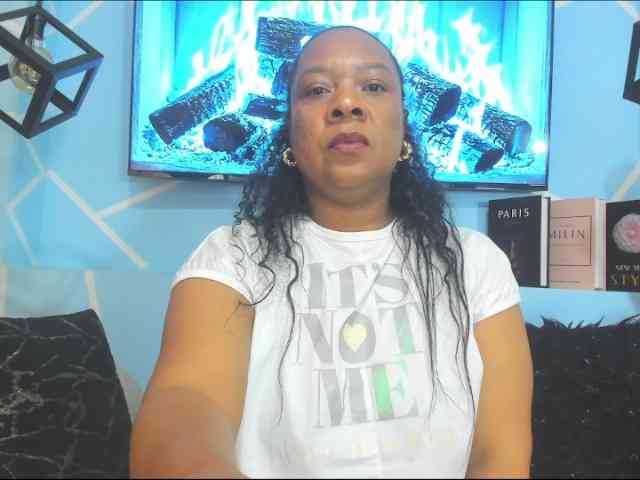 SharonNoa webcam