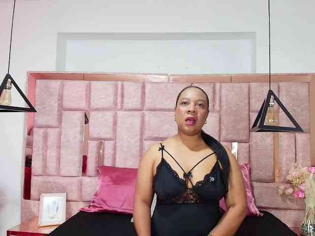 SharonNoa webcam
