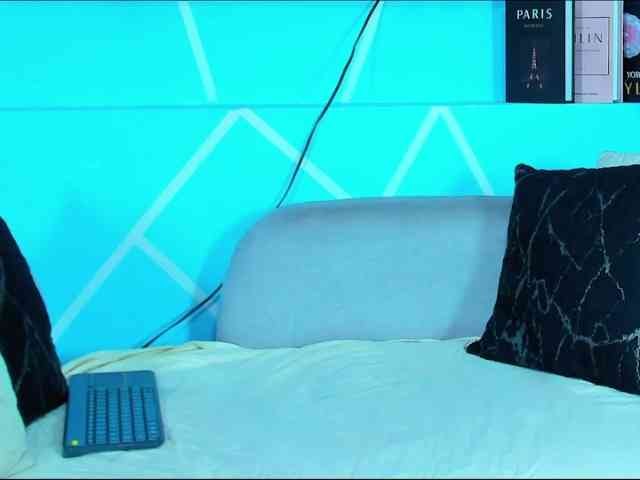 SharonNoa webcam