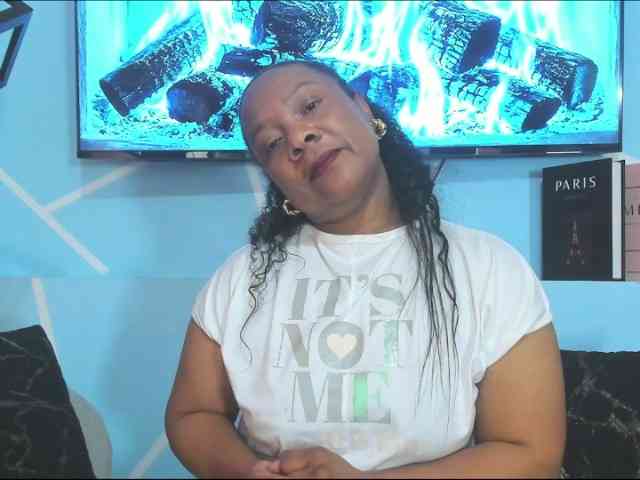 SharonNoa webcam