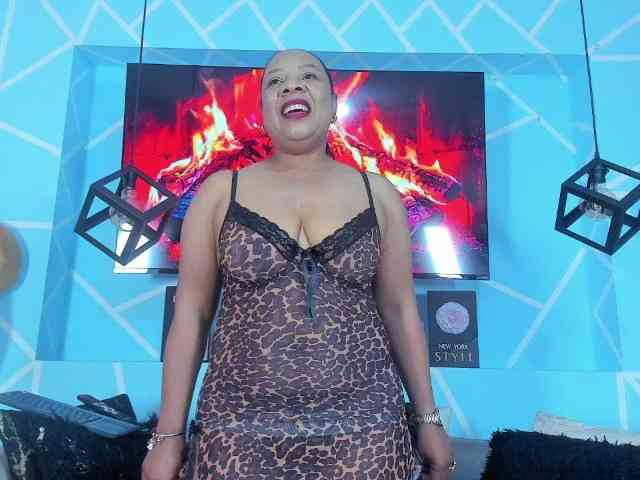 SharonNoa webcam