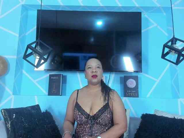 SharonNoa webcam