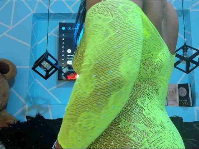 SharonNoa webcam