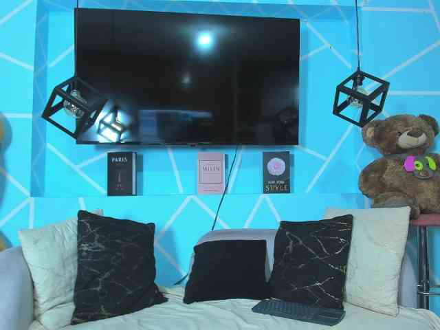 SharonNoa webcam