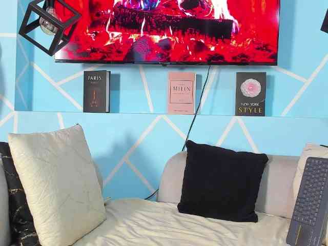 SharonNoa webcam