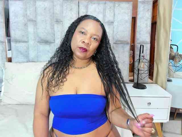 SharonNoa webcam