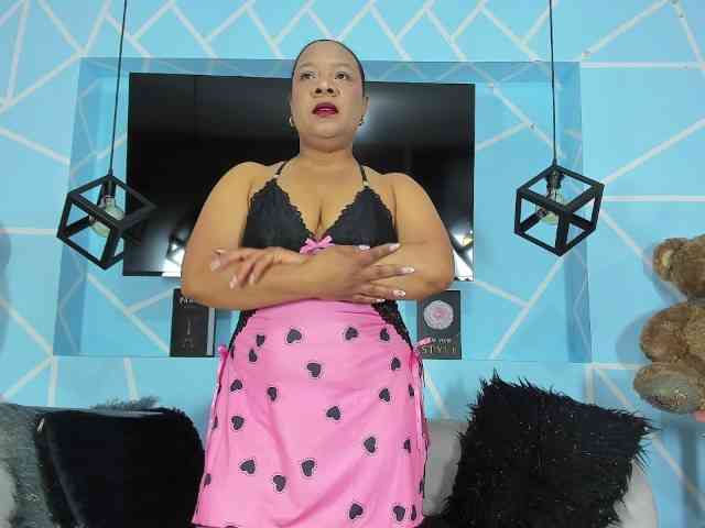 SharonNoa webcam