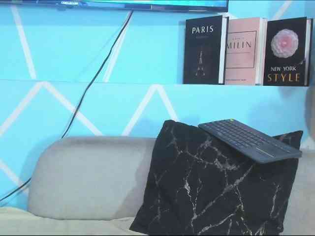 SharonNoa webcam