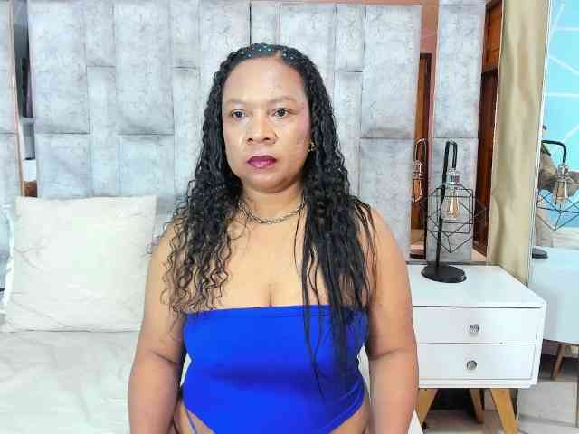 SharonNoa webcam