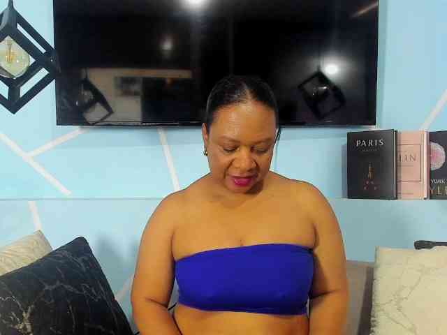 SharonNoa webcam