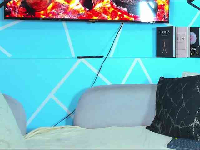 SharonNoa webcam