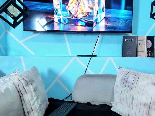 SharonNoa webcam