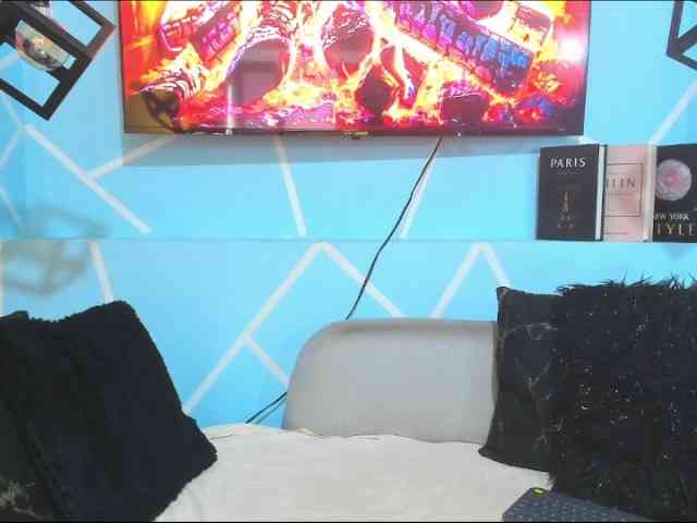 SharonNoa webcam