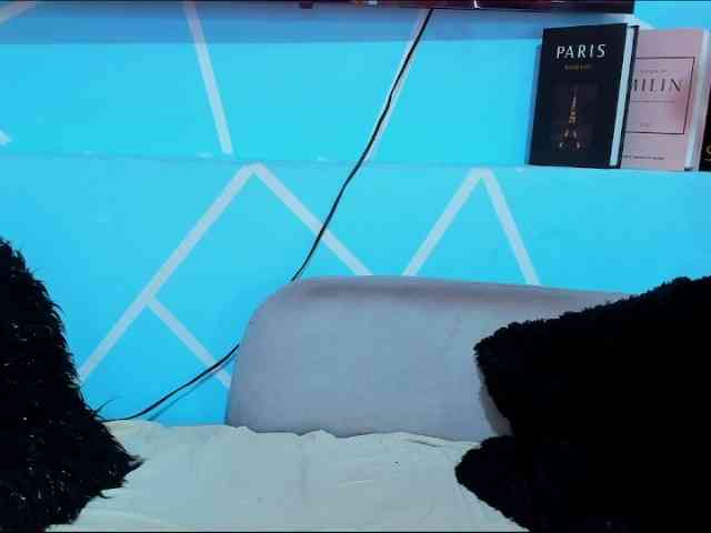 SharonNoa webcam