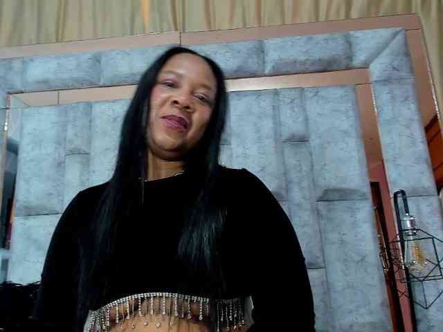 sharonnoa's live room