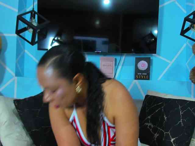 SharonNoa webcam