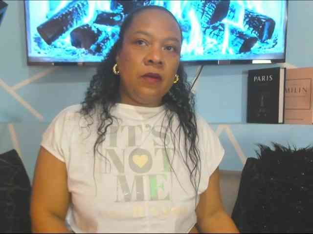 SharonNoa webcam