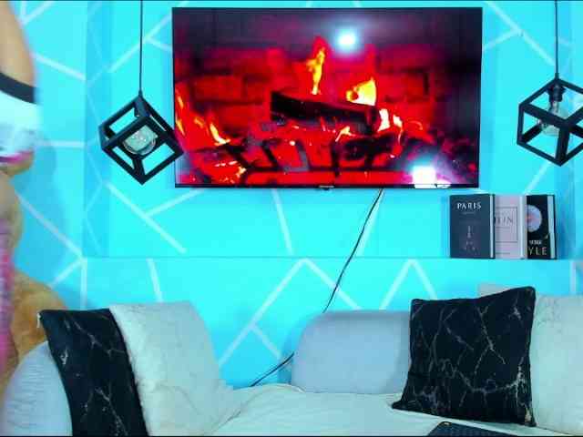 SharonNoa webcam