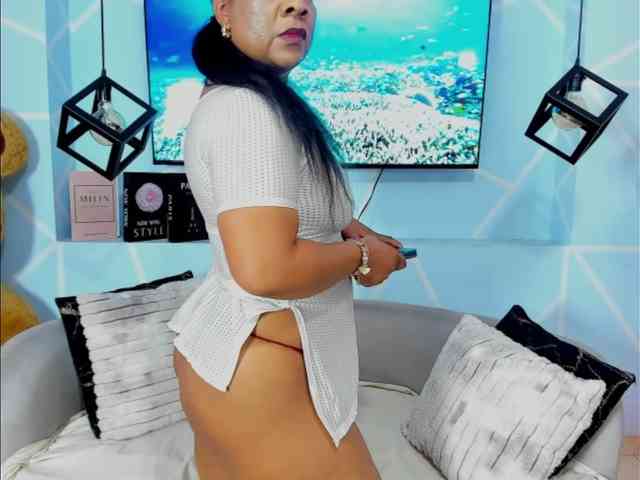 SharonNoa webcam