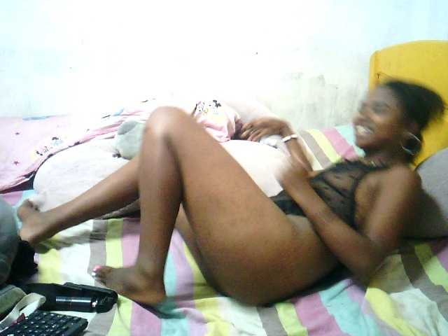RayahWeellt live cam on BongaCams
