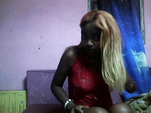 RayahWeellt live cam on BongaCams
