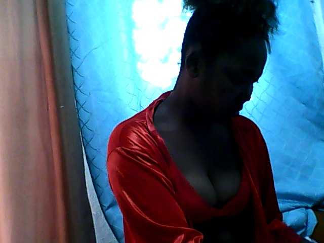 RayahWeellt live cam on BongaCams