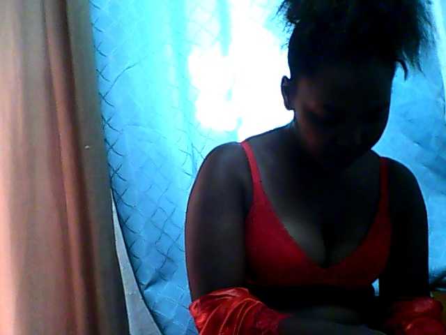 RayahWeellt live cam on BongaCams