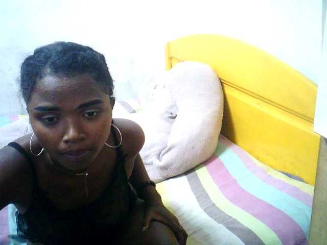 RayahWeellt live cam on BongaCams