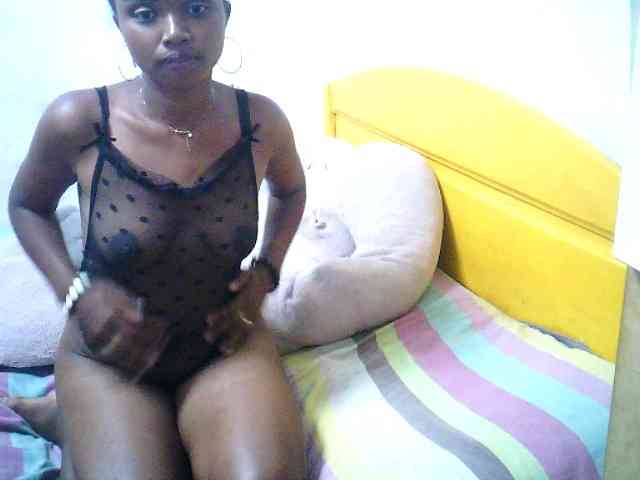 RayahWeellt webcam