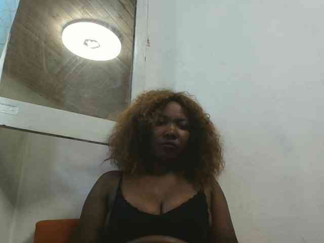 RayahWeellt webcam