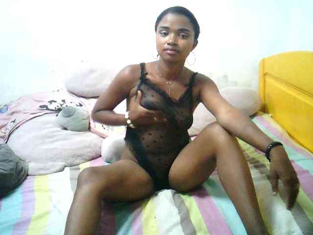 RayahWeellt webcam