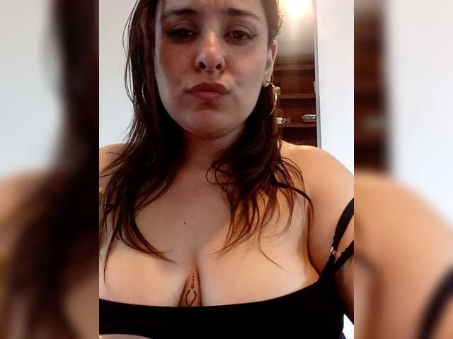 Avrilxxx live cam on BongaCams