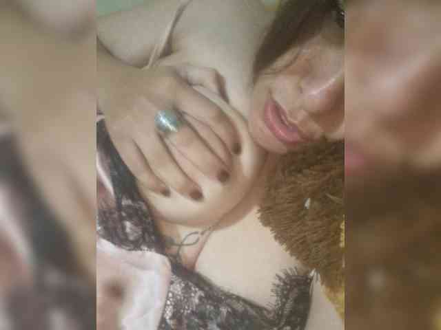 Avrilxxx webcam