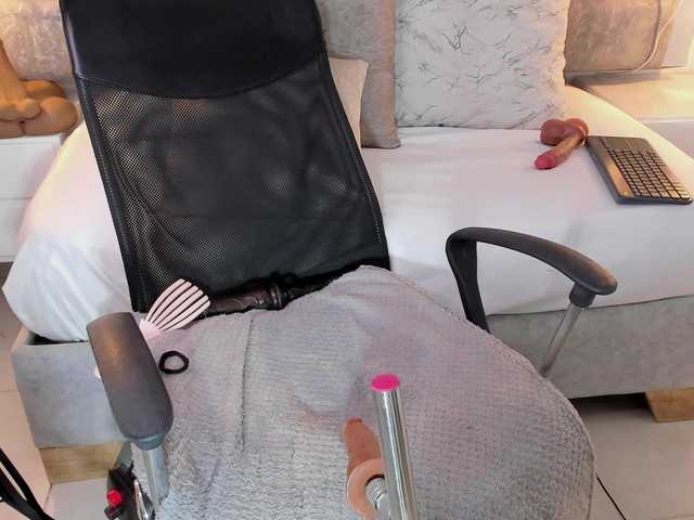 slut-milf cam belle