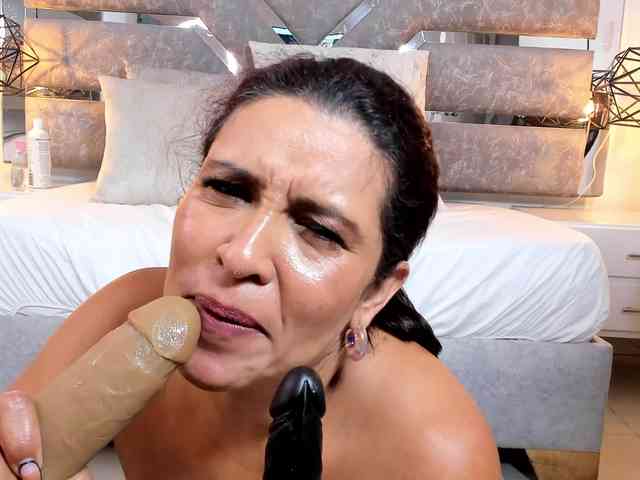 Slut-Milf webcam