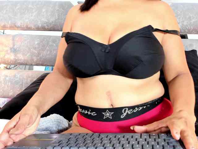 Slut-Milf webcam
