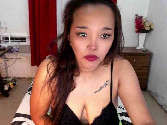 AnnaDelphine webcam