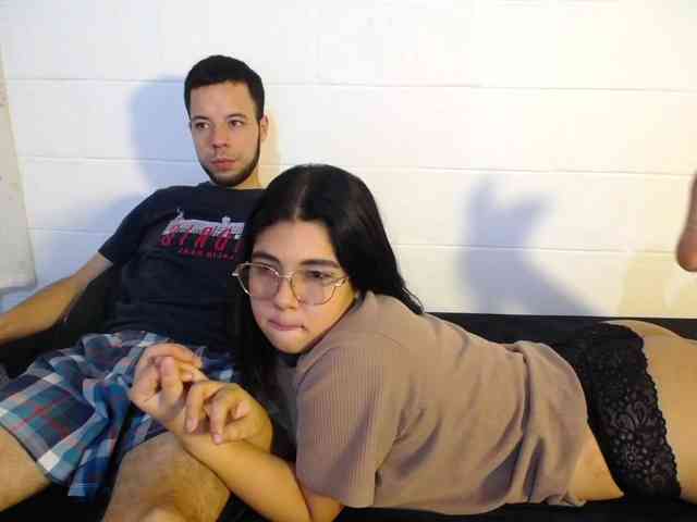 LILY-AND-RYAN11 webcam