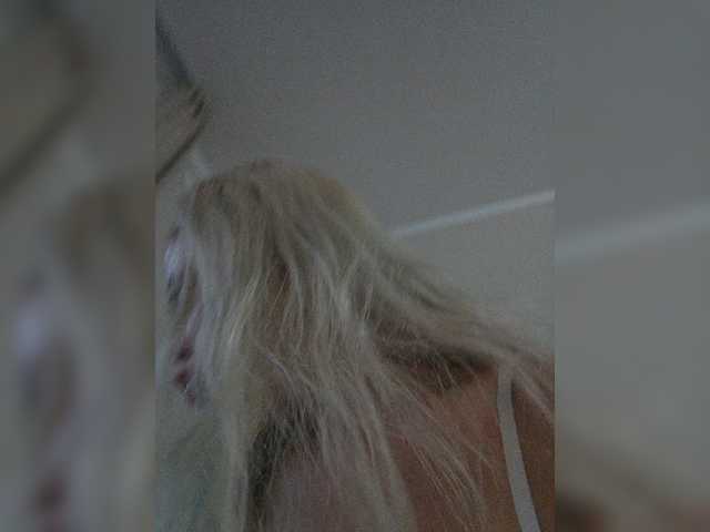 Likpussi live cam on BongaCams
