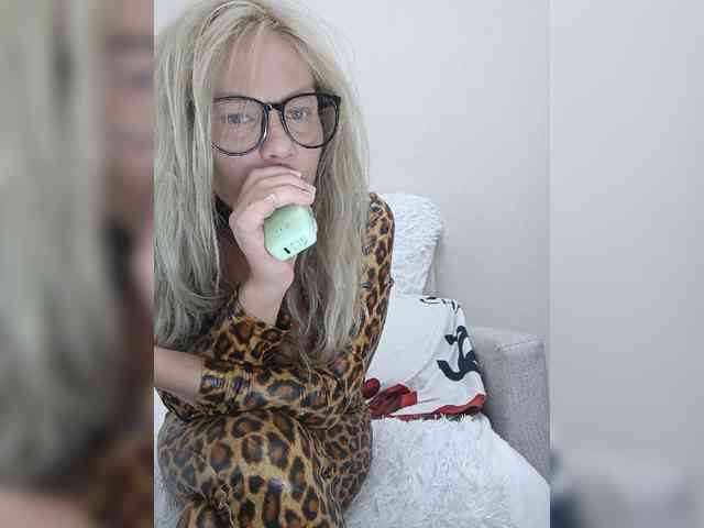 Likpussi Live Webcam on BongaCams