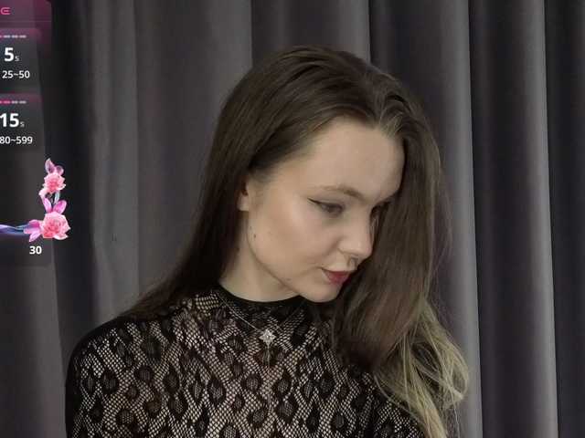 Lovelisse live webcam show