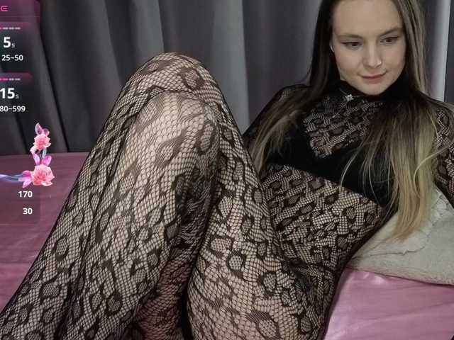 Lovelisse live webcam show