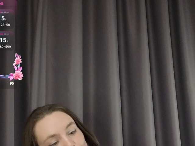 Lovelisse live webcam show