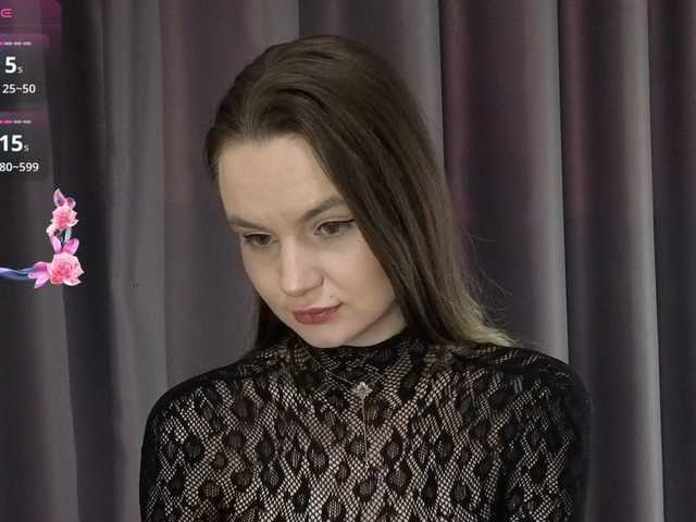 Lovelisse live webcam show