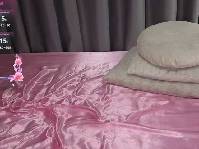 Lovelisse live webcam show