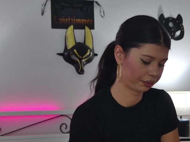 Ivywild live webcam show