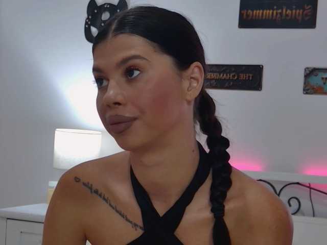Ivywild live cam on BongaCams