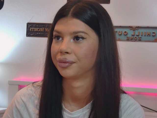 Ivywild live cam preview